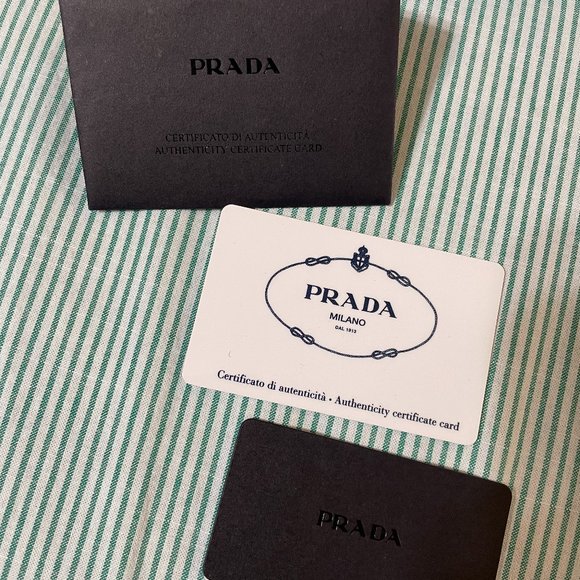 Prada Vintage Tessuto Sport Nylon Bag in Nero (MV515) - Picture 5 of 11